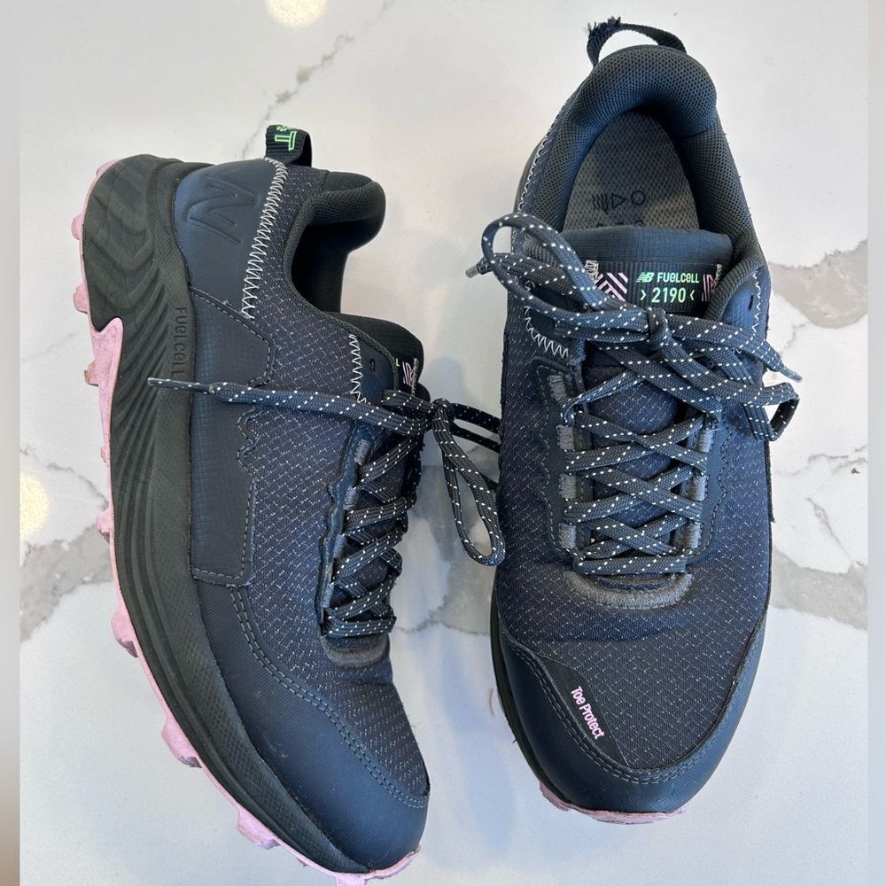 New Balance Gray Pink Fuel Cell Tennis Shoes